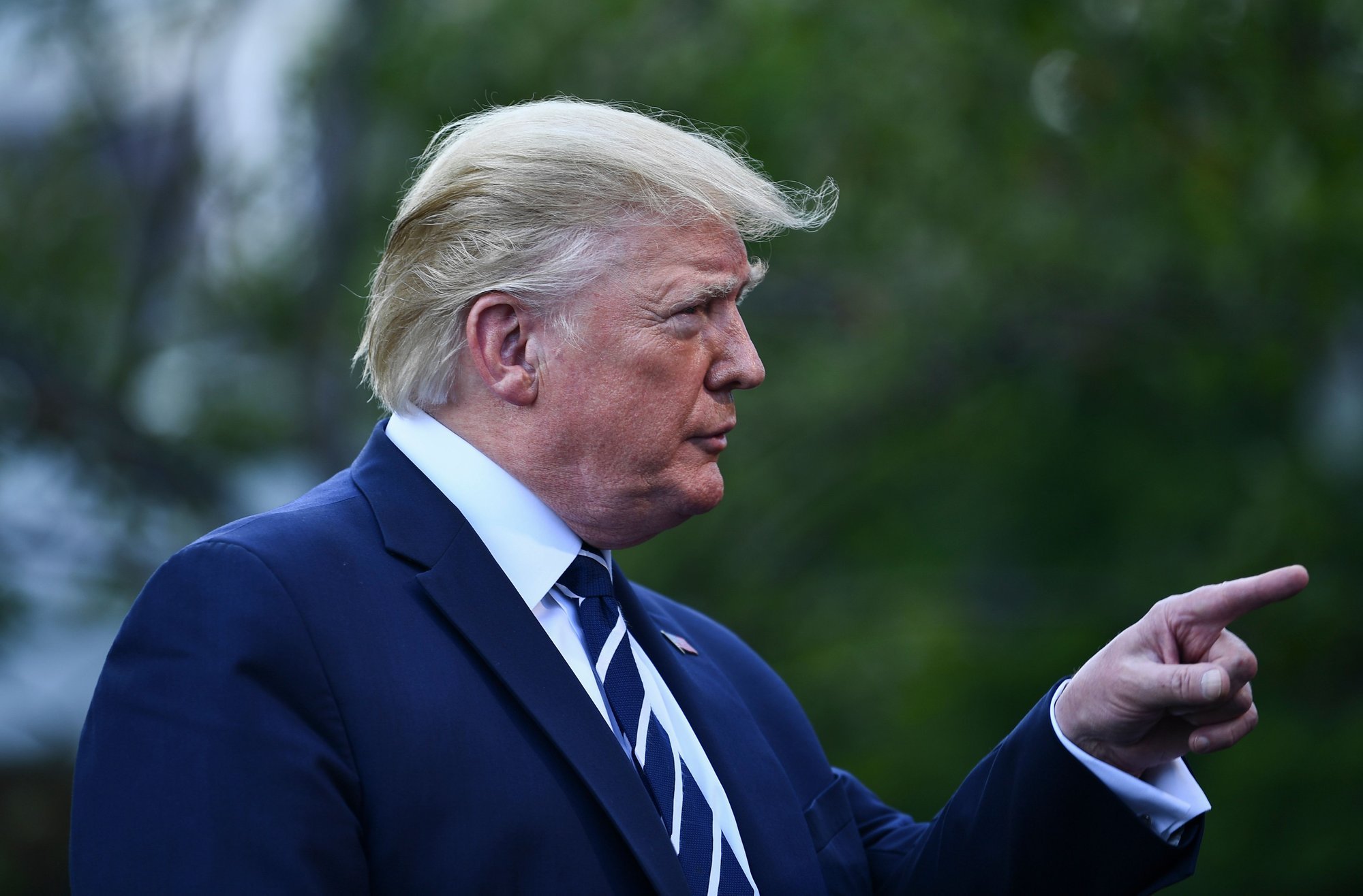 Трамп пригрозил Афганистану "плохими вещами" если откажутся отдать авиабазу Баграм: детали