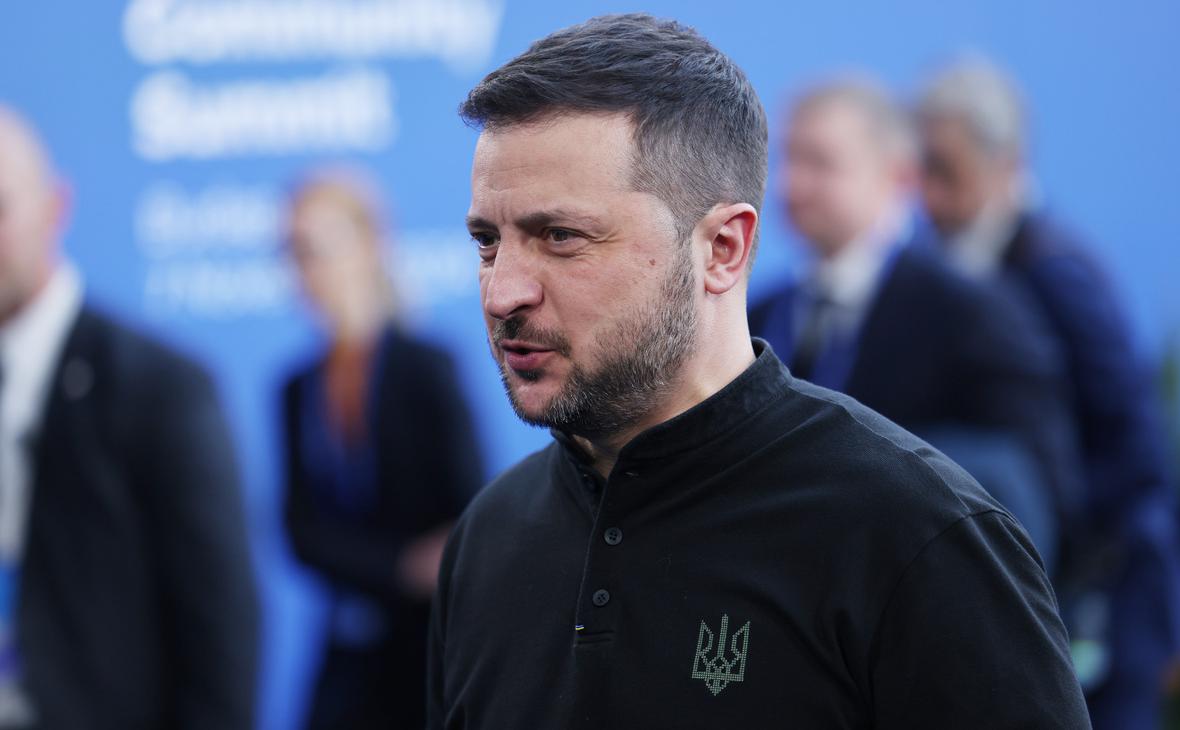 Зеленский уже прямо говорит, что в вопросе санкций против РФ "должен быть ход Соединенных Штатов"