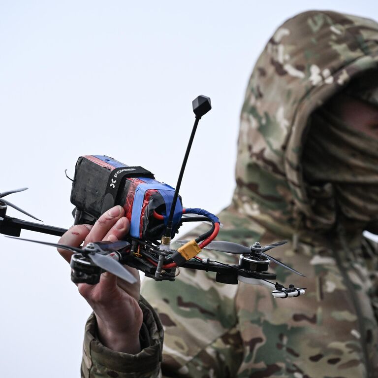 рашистские войска массово перебрасывают дешевые дроны на фронт, - Флеш