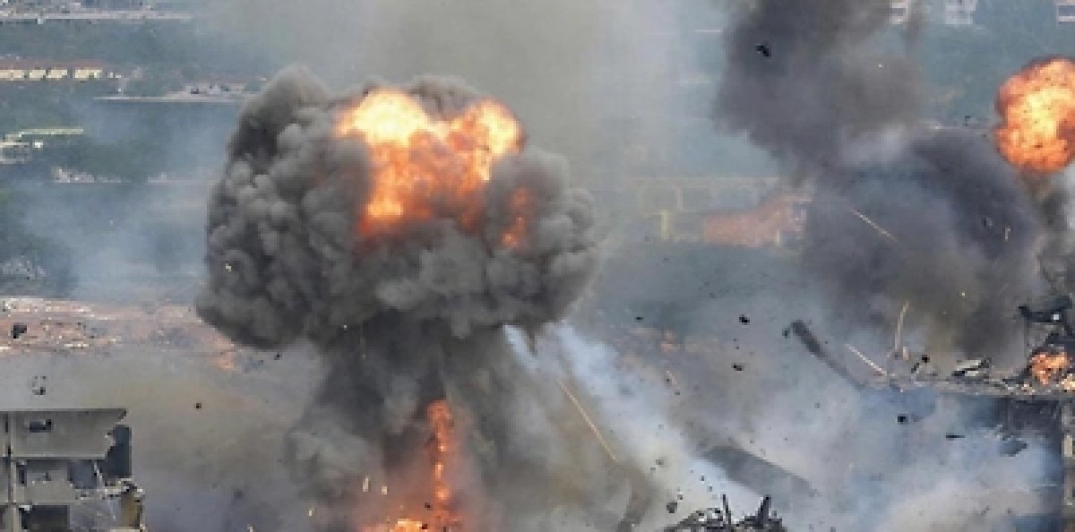 ВСУ ударили ракетами ATACMS и SCALP по аэропорту в Донецке, откуда РФ запускает Shahed. Видео