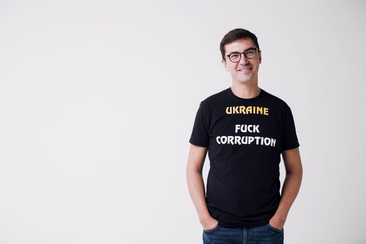 Депутат: «Слуги» не принимают законы, важные для существования страны, из-за усталости, растерянности и страха перед НАБУ