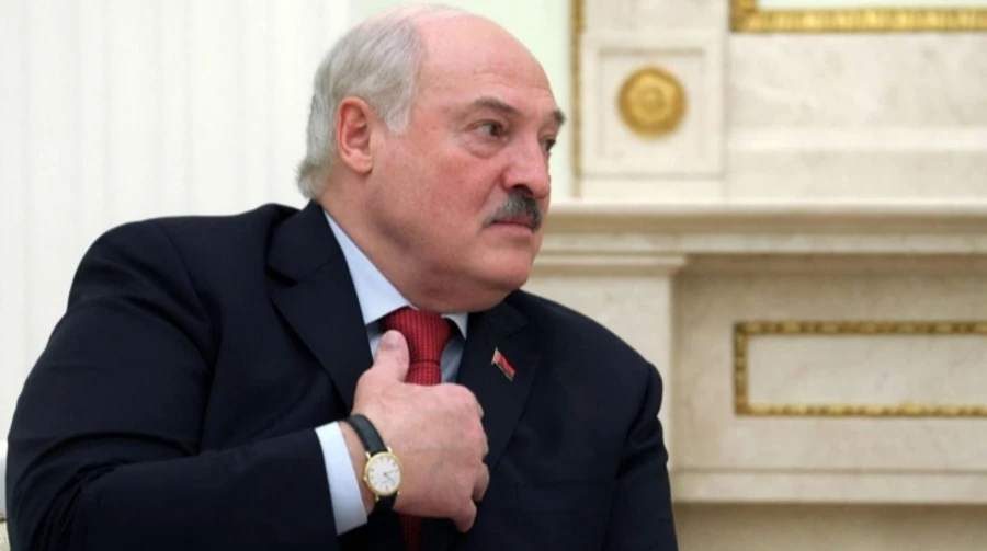 "Если не слепой, увидит больше". Лукашенко прокомментировал заявление о 500 целях в Беларуси, а ВСУ назвал "колхозниками"