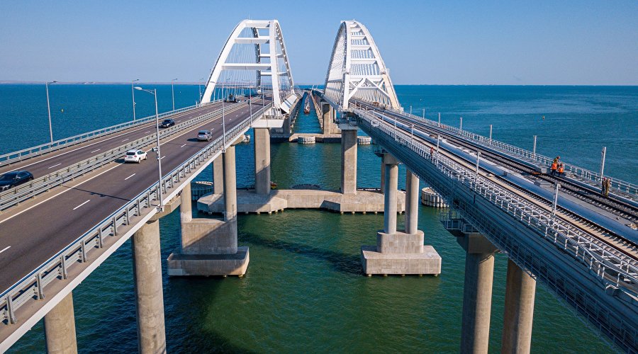 "Ни на что не намекаем..."; СБС зажгли украинцев намеком на Крымский мост. Фото