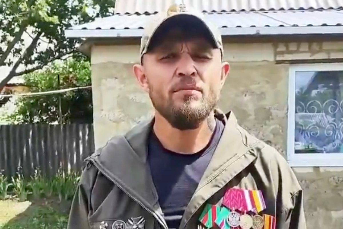 На россии арестовали экс-военного, который говорил, что «армия развернет оружие против Кремля»